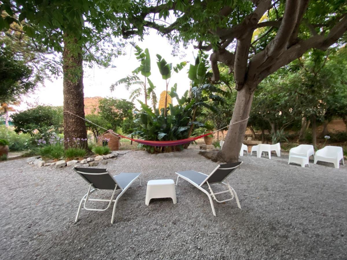 Villa Tana Pacenzia تْشيفالو المظهر الخارجي الصورة