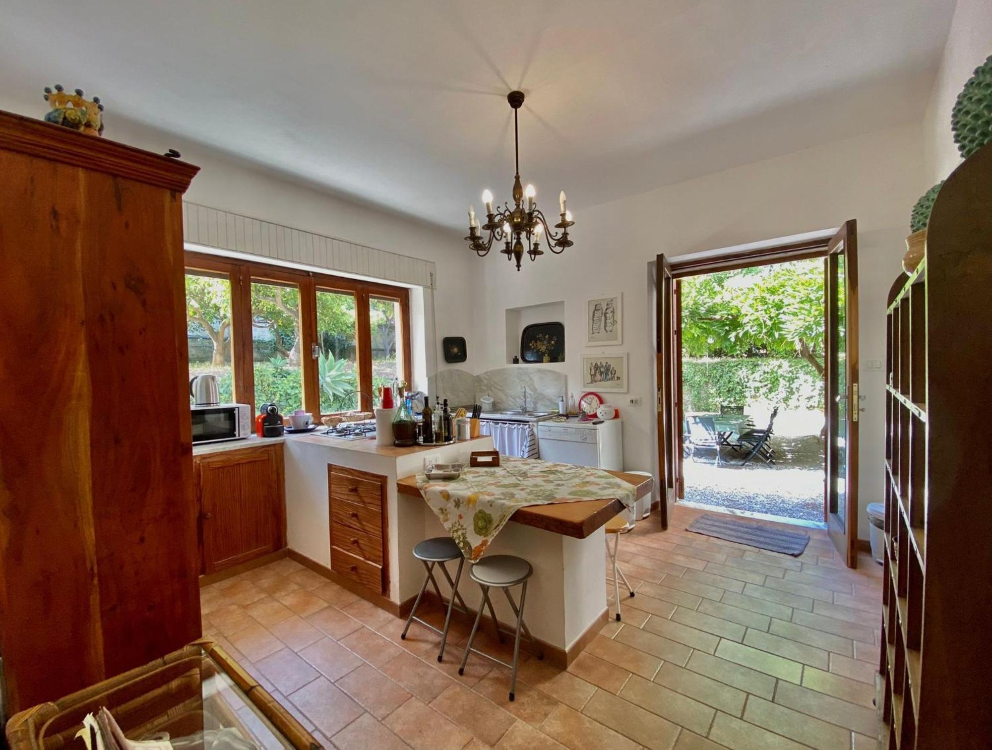 Villa Tana Pacenzia تْشيفالو المظهر الخارجي الصورة